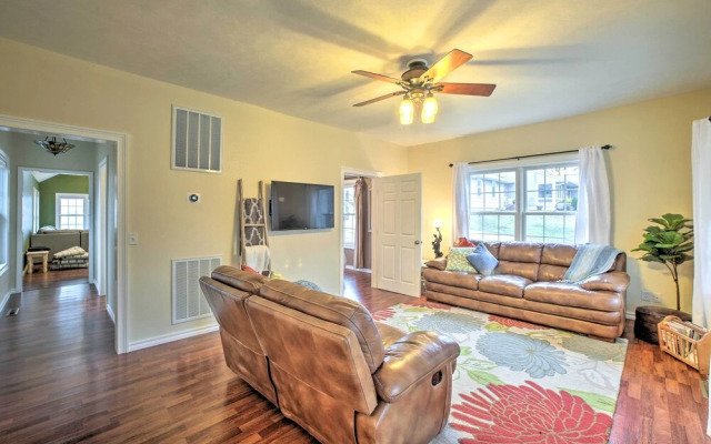 Riverfront Arkansas Retreat Near Fishing & Hiking!