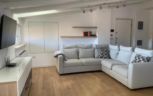 cairoli7novate-mansarda