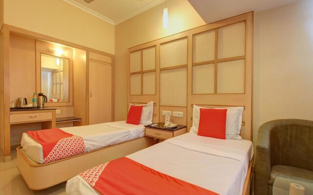 Capital O 12811 Hotel Sree Murugan