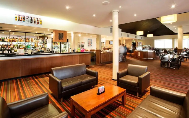 The Gateway Hotel