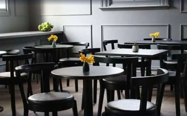 Mrs Banks Boutique Hotel