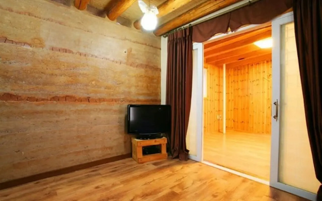 Cheorwon Beulbee Pension