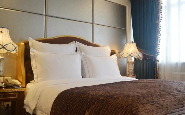 Mianyang Field Hotel