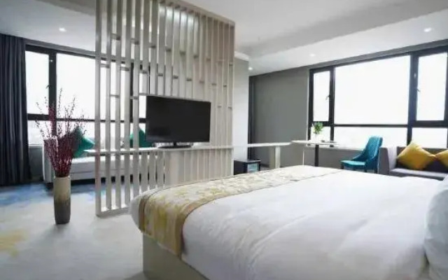 Bali Hotel Maoming