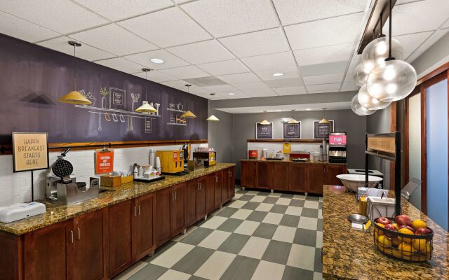 Hampton Inn & Suites Poughkeepsie