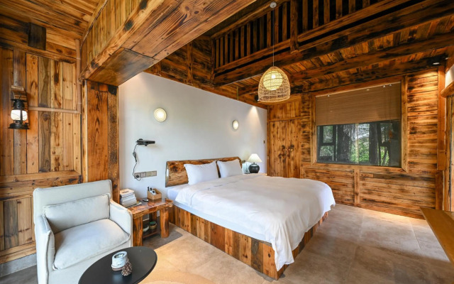 No.5 Valley Lodge