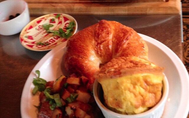 Stirling House Bed & Breakfast