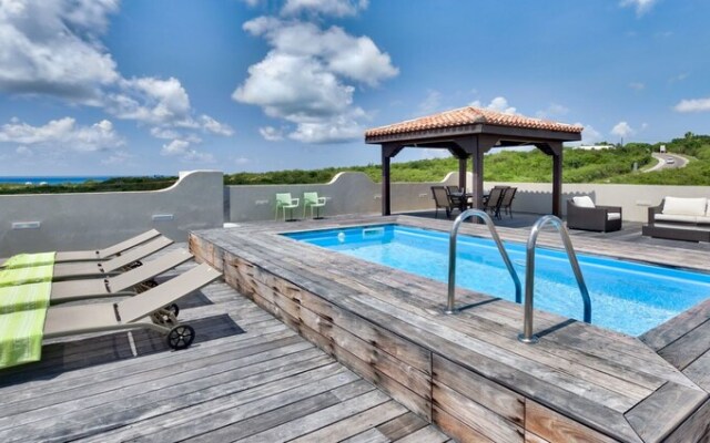 Sky Villa