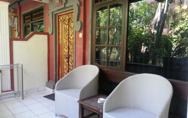 Nida Rooms Legian 194 Badung Kuta at Dewa Bharata Bungalows Legian