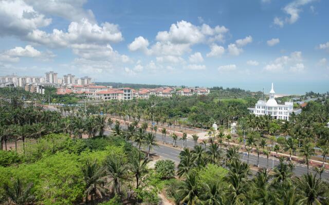 Holiday Inn Express Haikou West Coast, an IHG Hotel