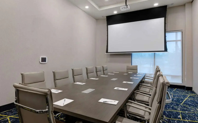 Hampton Inn & Suites by Hilton Burlington Toronto