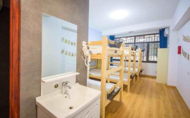 Enjoy International Youth Hostel