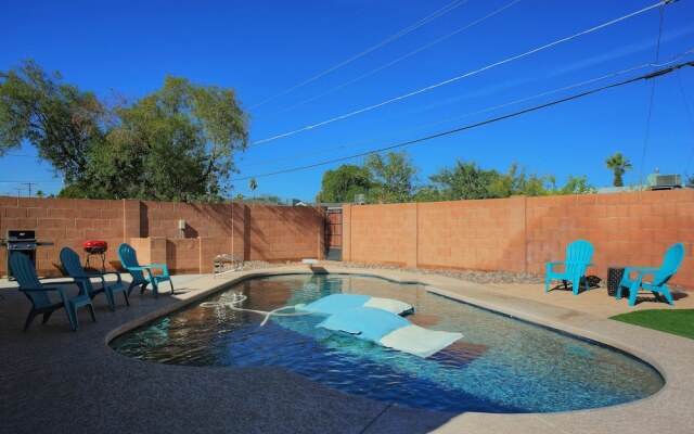 7258 E Wilshire Dr Home