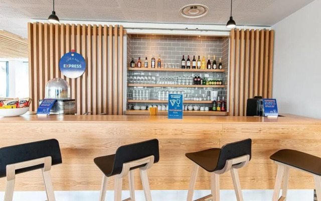 Holiday Inn Express Bordeaux - Lormont by IHG