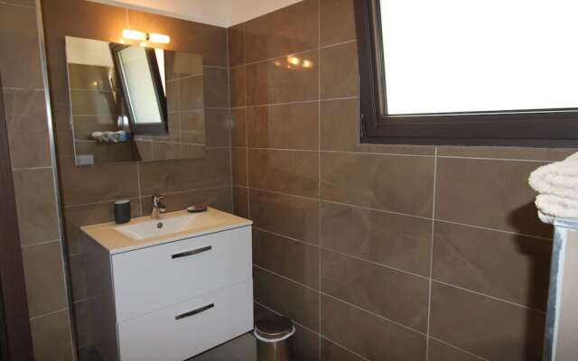 Bel Appartement Près du Port St Raphael