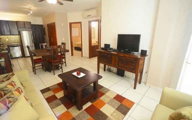 Condo Michel by Villas HK28