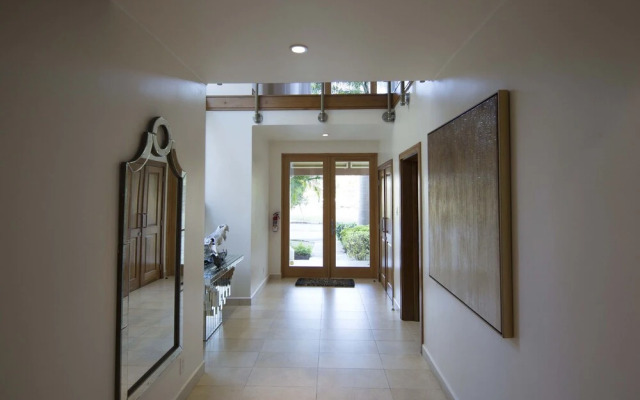 "zenbreak Hillside Loft #5"