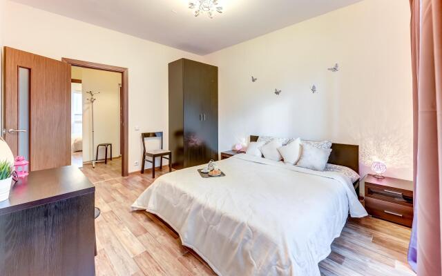 Apartment Vesta with a park view