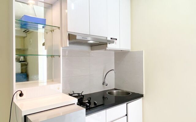 Comfort And Strategic Studio At Bassura City Apartment