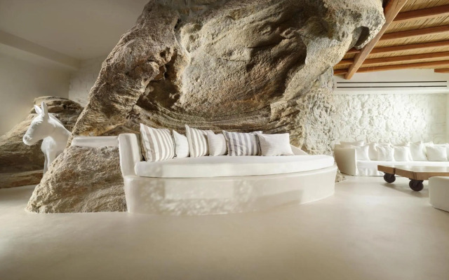 Cavo Tagoo Mykonos