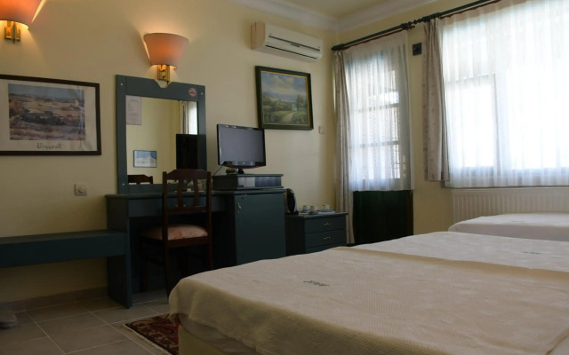 Hotel Hal - Tur