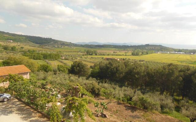 Tra lago e collina