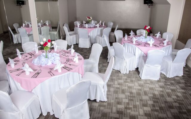 A.Venue Suites