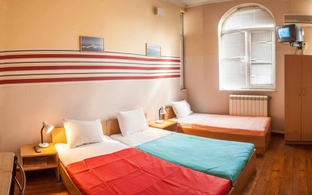 Galiani Hostel