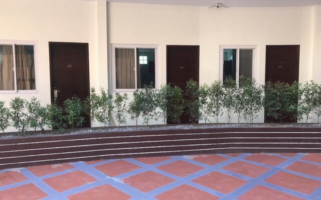MC Hotel Lingayen