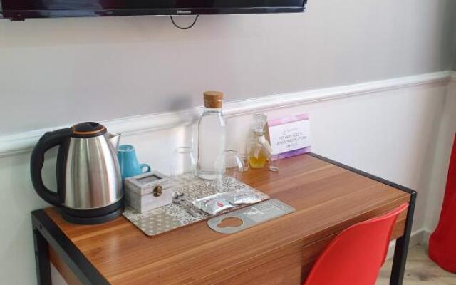 Dimorra Boutique Rooms