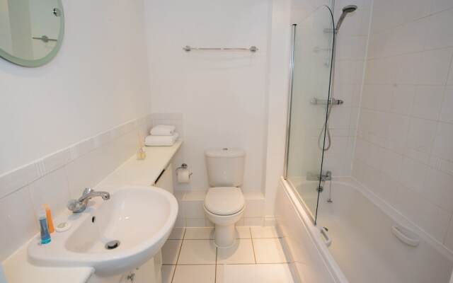 Celador Apartments - Blakes Quay Serviced Apartments