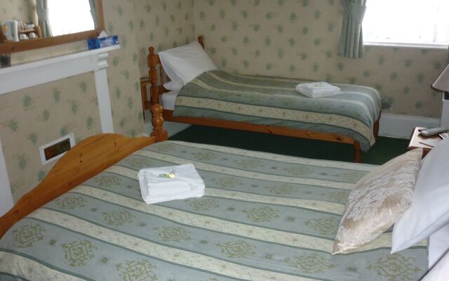 Ashwood Grange Hotel - B&B