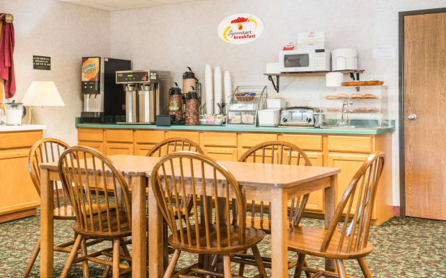 AmericInn by Wyndham Tomahawk