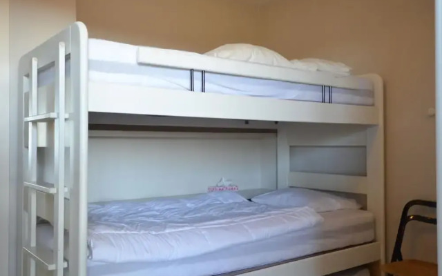 Apartment With 2 Rooms in Oostduinkerke