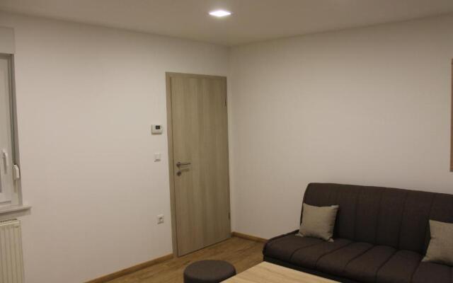 Petite Apartment