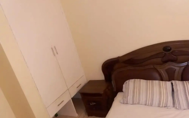 Elmado Apartments