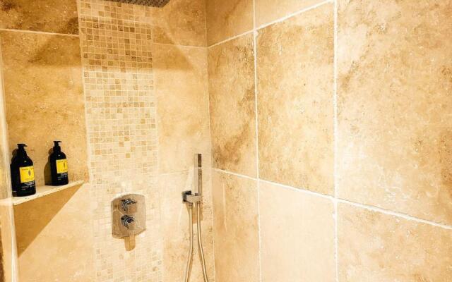 Domaine Ribiera, Hotel 5 Etoiles, SPA & Golf - Forcalquier