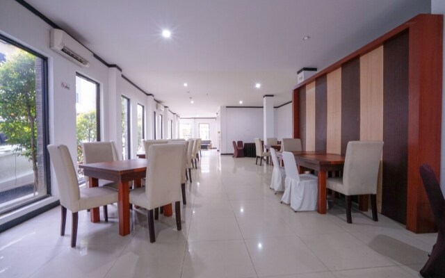 Capital O 2102 Grand Mutiara Hotel