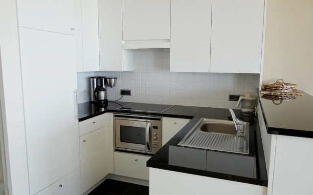 Stylish Apartment by the Sea