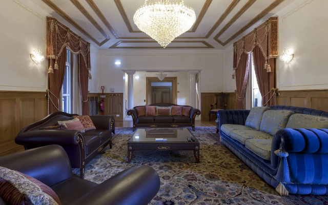 Sintra Marmòris Palace
