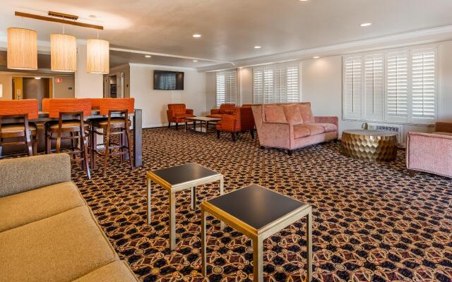 Lompoc Valley Inn & Suites