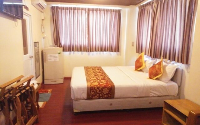 Nagani Hotel