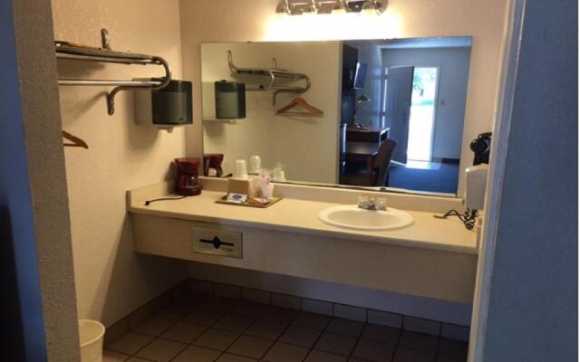 Executive Inn Hebbronville