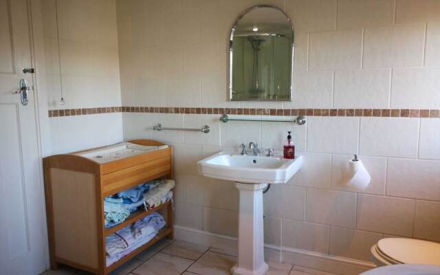 Charming 5-bed House in Boston Lincolnshire