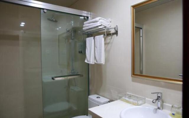 Longling Mountain Villa