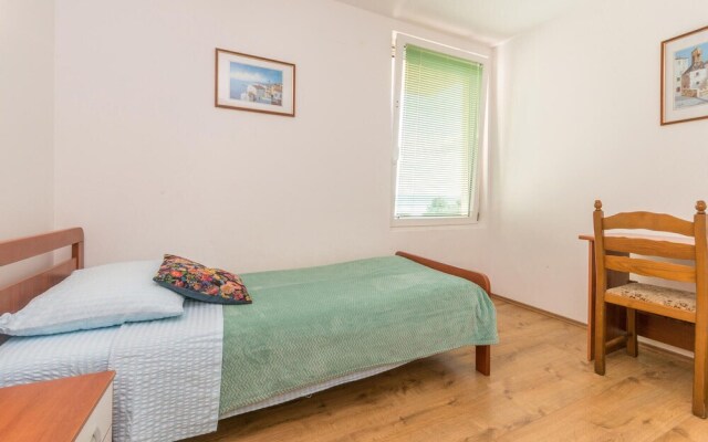 Amazing Apartment in Banj With Wifi and 2 Bedrooms