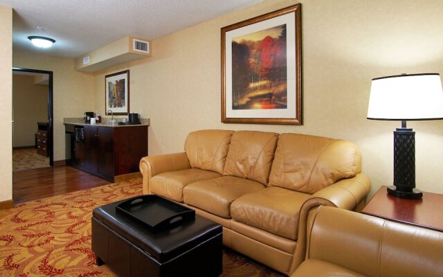 The Grand Hotel - Salem