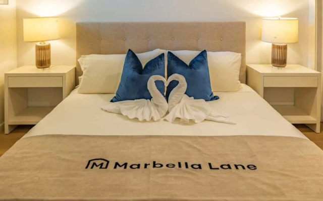 @ Marbella Lane - Luxurious 3BR Penthouse