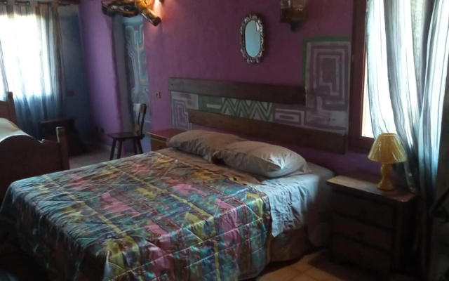 2 bedrooms appartement with enclosed garden at Arbus