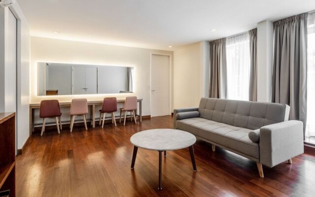 Changkat Duta Luxury Villa